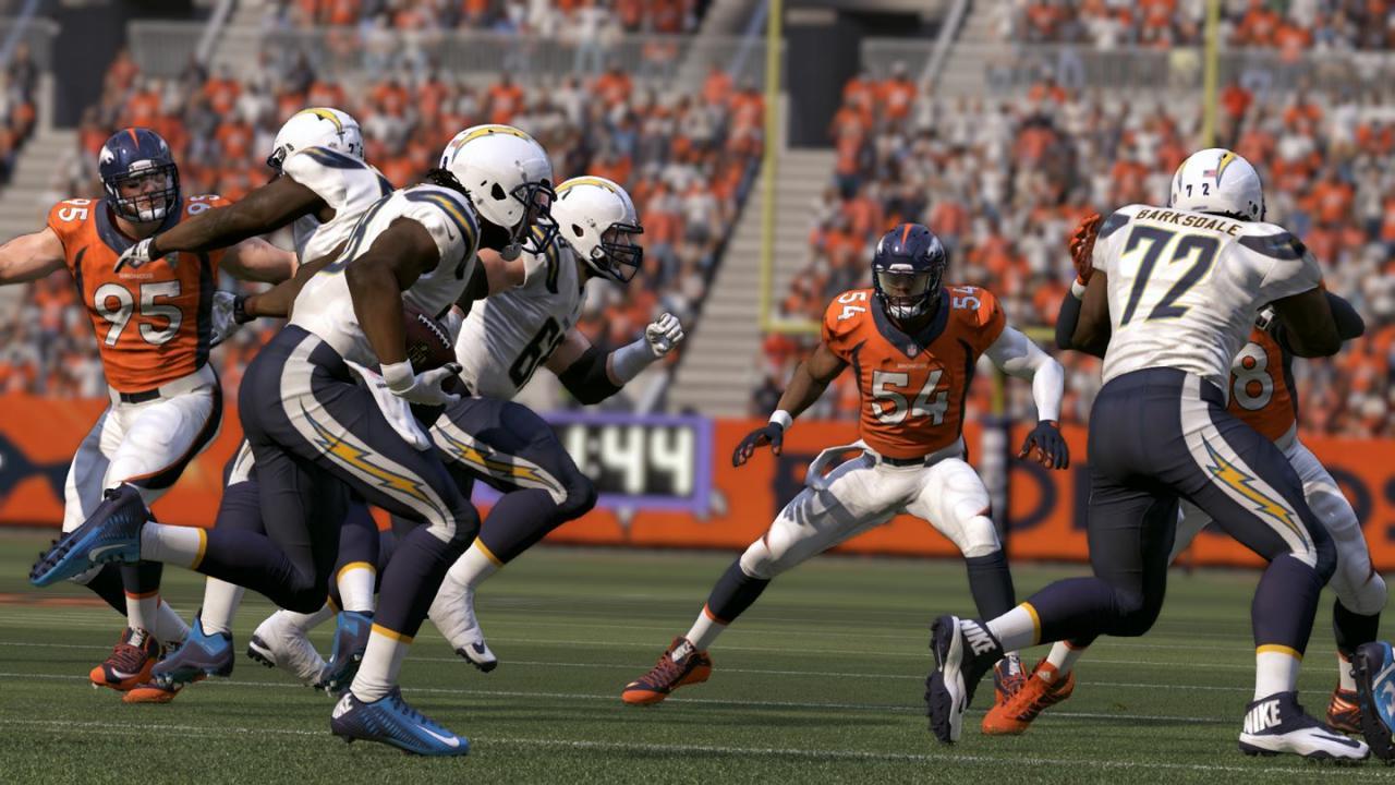 Screen Shot image 5 Madden NFL 17 اكسبوكس 1 كود رقمي