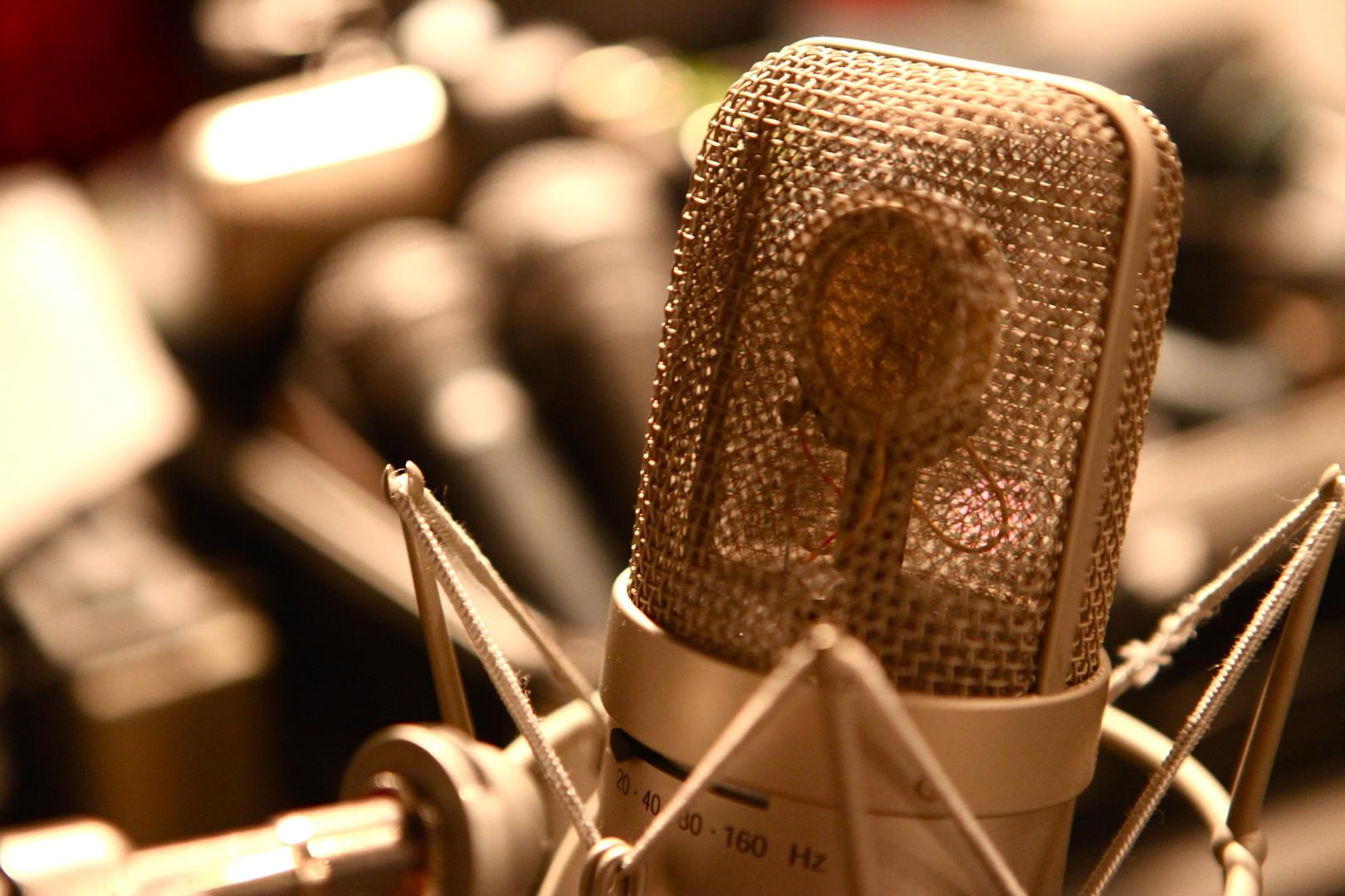 Crusader Kings II - Full Plate Metal DLC بي سي ستيم كود رقمي